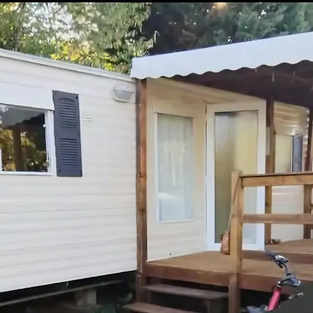 Mobil-home En Pleine Campagne Avec Piscine * Castelnau-de-Montmiral