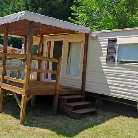 אתר קמפינג Mobil-home En Pleine Campagne Avec Piscine Castelnau-de-Montmiral
