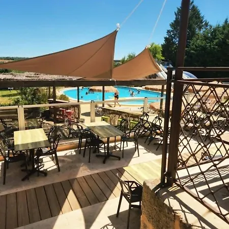 Mobil-home En Pleine Campagne Avec Piscine אתר קמפינג