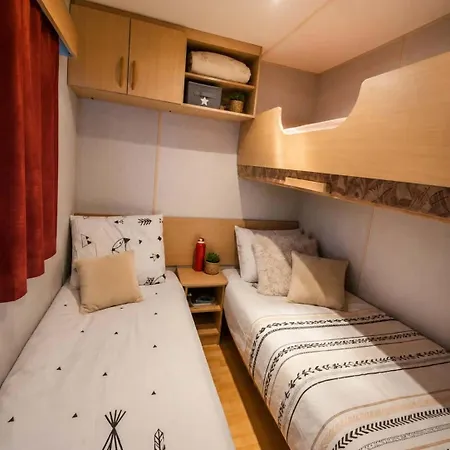 Mobil-home En Pleine Campagne Avec Piscine אתר קמפינג